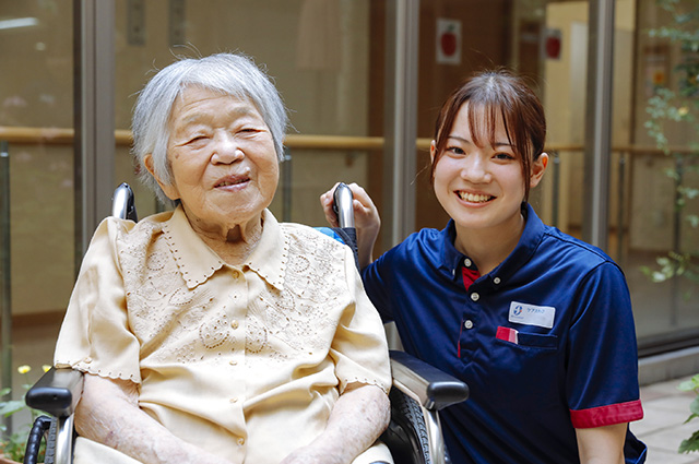 思いやりの心と確かな介護技術を＿